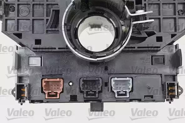 21_251488_connector_back